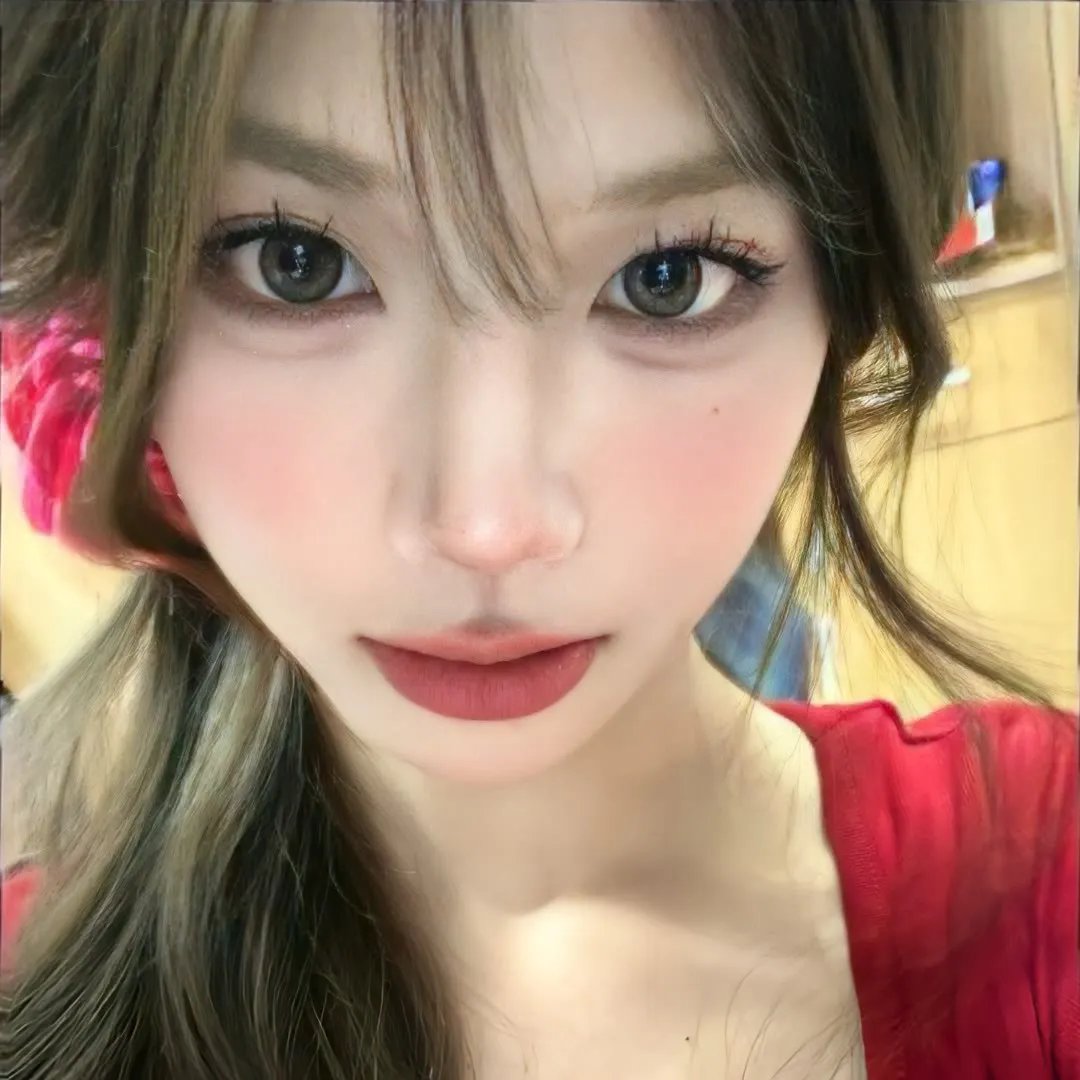 轻拍翻转小魔女